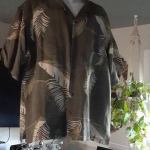 Tommy Bahama mens shirt